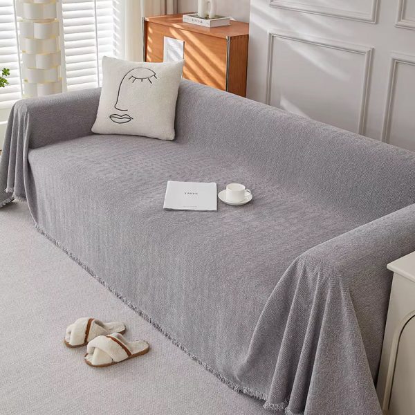 jete-de-canape-gris-clair